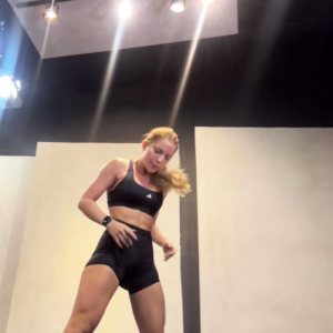 Jade Picon também filmou um pouco do seu treino intenso e compartilhou os detalhes nos stories do Instagram
