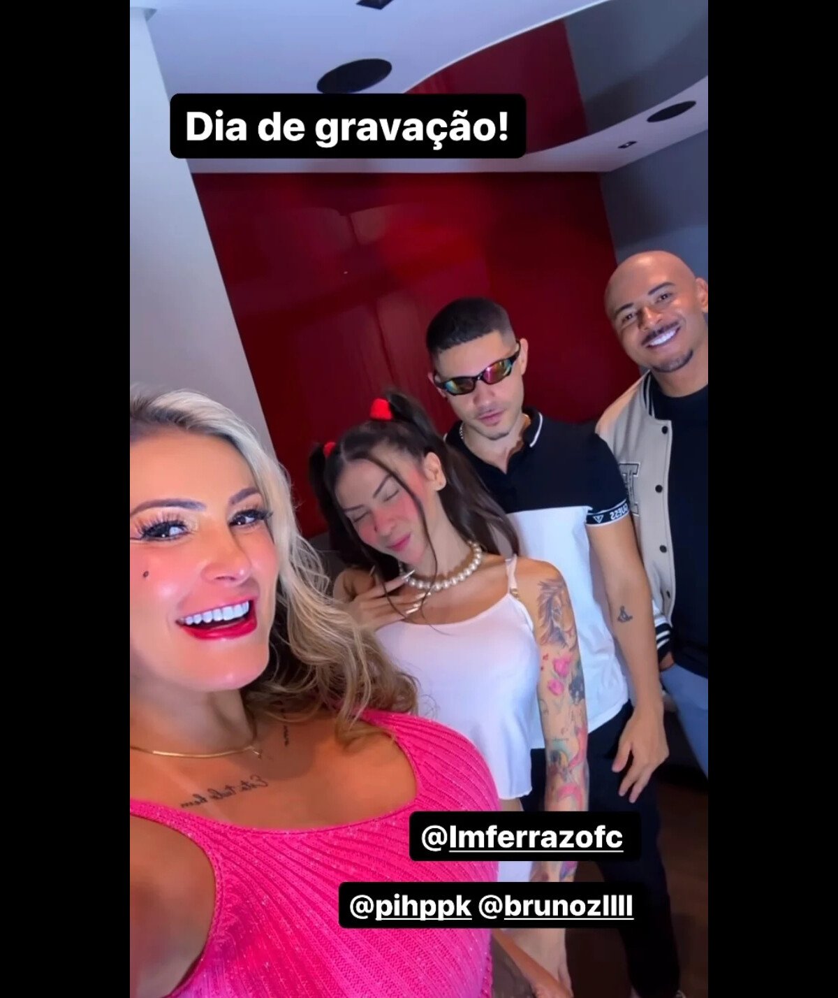 Foto: Novo pornô de Andressa Urach conta com MC Pipokinha, o namorado e um  conhecido produtor de conteúdo gay - Purepeople