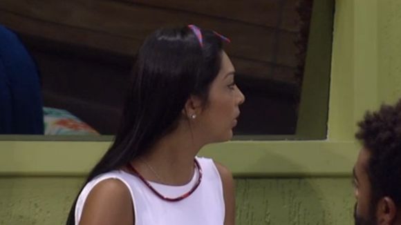 'BBB15': amiga de Amanda revela que amiga nunca namorou. 'Ponto fraco'