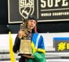 Medalhista olímpica fez um vídeo nos seus Stories reclamando que ela e a equipe do skate brasileiro ficaram mais de 3 horas aguardando um ônibus para voltar à Vila Olímpica: 'Estou com fome'.