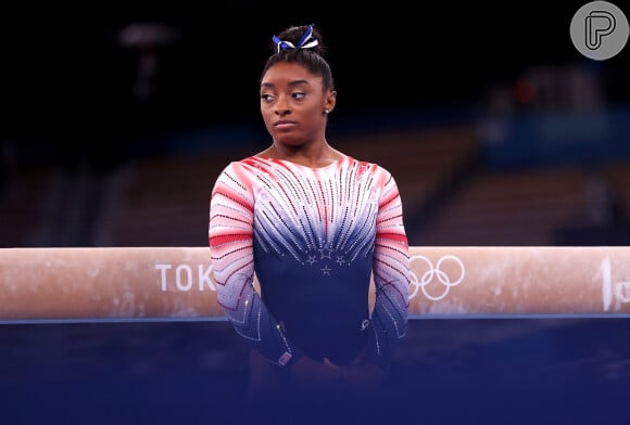 Já em Tóquio, Simone Biles se retirou da maior parte da competição, mas ainda levou uma prata e um bronze, totalizando cerca de R$ 155 mil