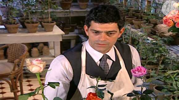 Rafael vê novamente o rosto de Serena no capítulo desta sexta-feira (02/08) na novela 'Alma Gêmea'