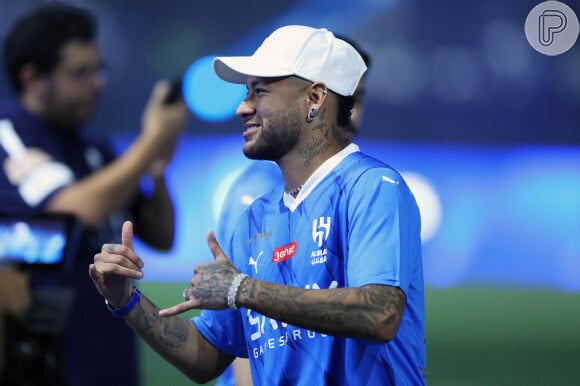 Neymar não compareceu à celebração porque retomou os treinos na Arábia Saudita