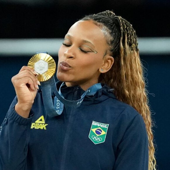 Rebeca Andrade ganhou sua primeira medalha de ouro nas Olimpíadas de Paris 2024