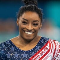 Uma tatuagem quase sempre escondida de Simone Biles tem comovente significado explicado por ela na Netflix