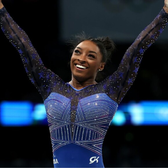 "Porque eu sempre estou à altura da ocasião e, depois de todos os traumas e quedas, sempre me levante", revelou Simone Biles