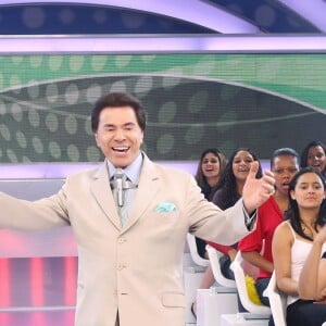 Silvio Santos vai ser homenageado pela Tradição pela segunda vez em 2025: escola vai aborbar as rezas