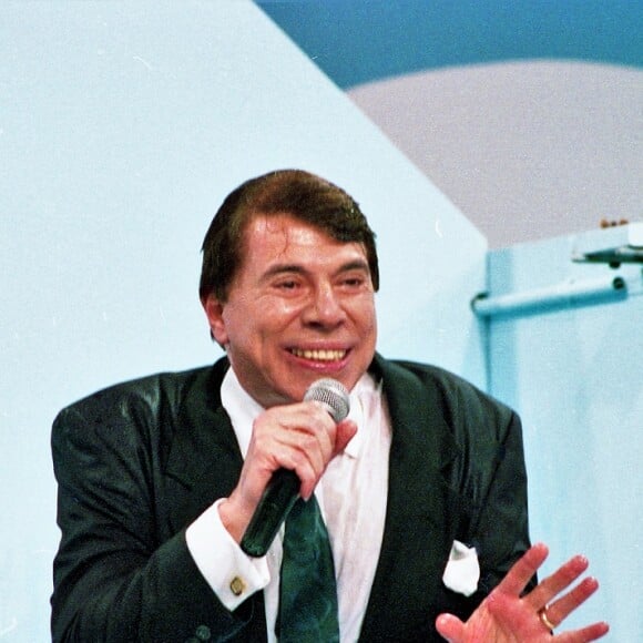 Silvio Santos teve sua trajetória contada pela Tradição no carnaval de 2001 e em 2025 volta a ser homenageado pela escola