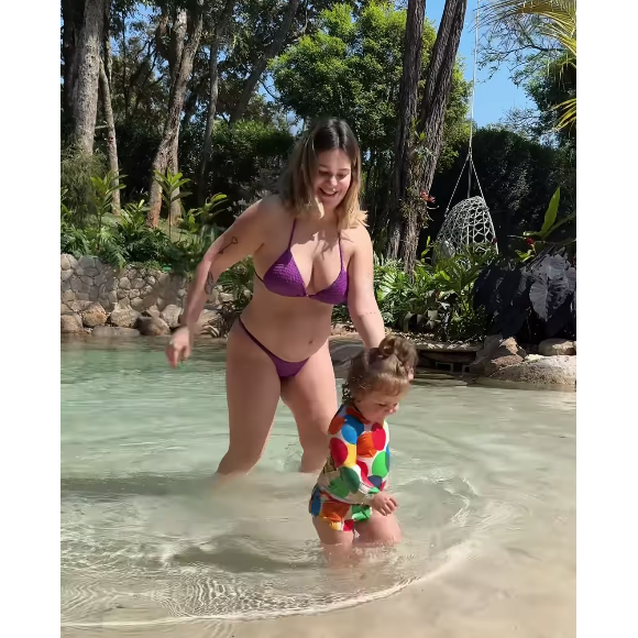 Viih Tube tem mostrado todosos detalhes da gravidez nas redes sociais e resolveu eternizar sua reta final em um ensaio de fotos