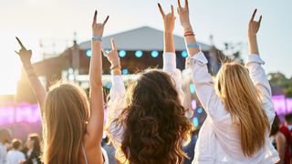 Vai para o Rock in Rio 2024? Esses são os protetores solares perfeitos para manter a pele protegida durante o festival