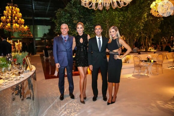 Ana Hickmann, porém, foi madrinha de casamento de Ticiane Pinheiro e César Tralli quando ainda era casada com Alexandre Correa