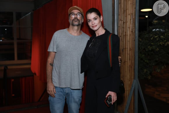 O casal Alinne Morais e Mauro Lima também foram ao show do casal Fernando Grostein, irmão de Luciano Huck, e Fernando Siqueira