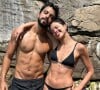 Agatha Moreira exibe barriga trincada em fotos de biquíni com Rodrigo Simas e web elogia corpo da atriz