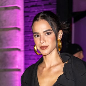 Bruna Marquezine é uma das maiores artistas do país e chama atenção não só pelo seu talento como também pela sua beleza