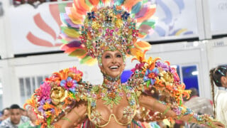 Vai ter barriga de gravidez no Carnaval! Sabrina Sato vai desfilar no Rio e em SP em 2025. Saiba detalhes!