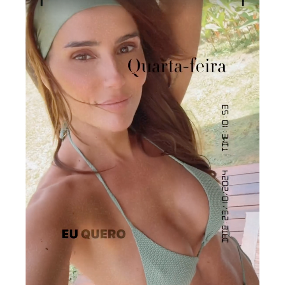 Em um vídeo gravado nos stories do Instagram, Deborah Secco valorizou sua barriga sarada no biquíni