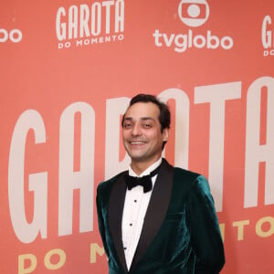 





Eduardo Sterblitch optou por smoking para a festa de lançamento da novela 'Garota do Momento'










