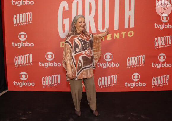 Festa de lançamento da novela 'Garota do Momento' reuniu também a atriz Bete Mendes