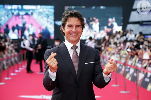 O motivo para isso seria os roncos extremamente altos de Tom Cruise, que poderiam incomodar qualquer um ao seu redor