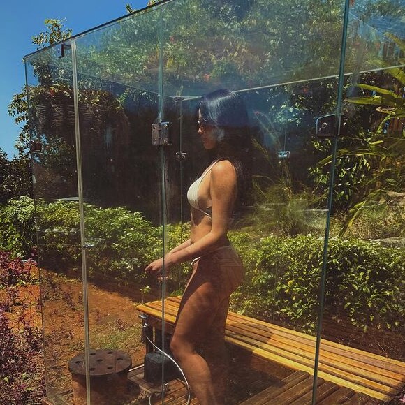 Juliette teve seu corpo exaltado na web