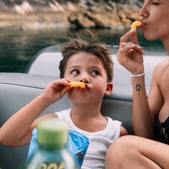 Gabi Brandt comenta sobre segunda cirurgia: 'Fizemos tratamento com antibióticos, corticoide e sprays nasais. Não saiu a secreção, por isso tivemos que operar. A adenoide também cresceu, o que não é comum'