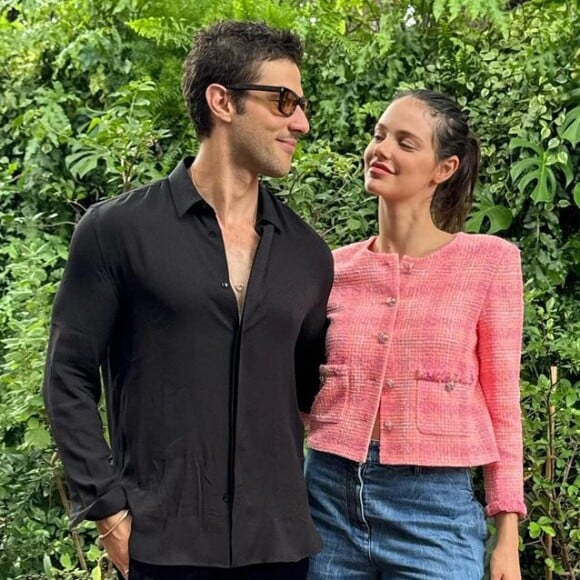 Chay Suede e Laura Neiva estão juntos há 10 anos