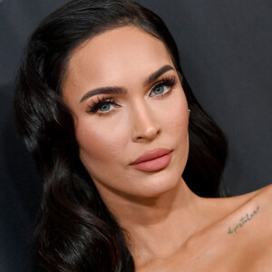 Depois da segunda gestação, Megan Fox fez uma dieta restrita low carb para recuperar seu corpo