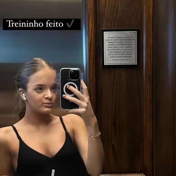 Rafa Justus mal completou 15 anos e já está seguindo uma rotina fitness de respeito, com muitos exercícios