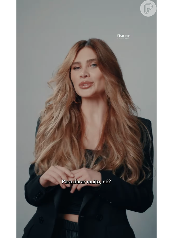 Flávia Pavanelli mostrou o resultado do seu cabelo em um vídeo publicado no Instagram