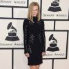 Nicole Kidman veste Mugler no Grammy Awards 2015