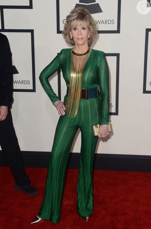 Jane Fonda veste Balmain no Grammy Awards 2015
