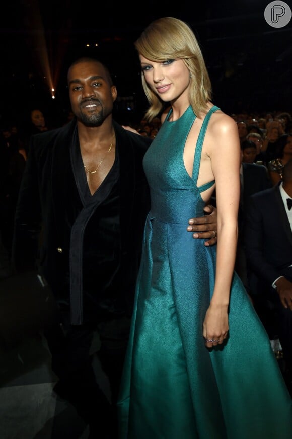 Taylor Swift e Kanye West se encontram nos bastidores do Grammy Awards 2015, em 8 de fevereiro de 2015