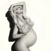 Christina Aguilera mostrou-se sensual com barrigão de grávida