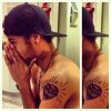 Neymar já fez até uma tatuagem igual a da irmã, para mostrar a ligação, entre os dois, 14 de fevereiro de 2015