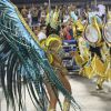 Carla Prata brilha no desfile da União da Ilha como Cleópatra usando fantasia de R$ 45 mil