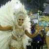 Juliana Alves é a 'Santa Fé' em desfile da Unidos da Tijuca, em 17 de fevereiro de 2015