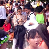 Sophie Charlotte e Daniel de Oliveira se fantasiam para bloco de rua no Rio