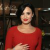 Demi Lovato tranquiliza fãs após ser internada com infecção pulmonar: 'Estou bem', nesta quarta-feira, 25 de fevereiro de 2015
