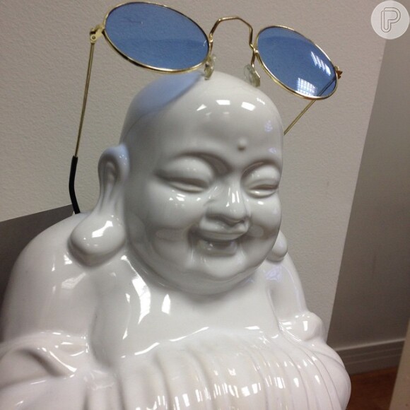 No meio das fotos do seu Instagram, surge esta imagem. 'Buda de óculos', limitou-se a legendar Britto Jr.
