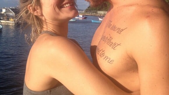 Priscila Fantin exibe mesma tatuagem que o marido, Renan Abreu, em rede social
