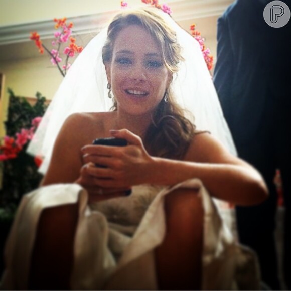 Leandra Leal se vestiu de noiva para o casamento de Cristina na novela 'Império'