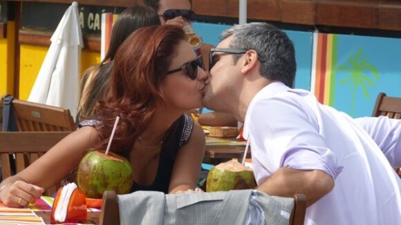 Paloma Bernardi e Otaviano Costa gravam cena de beijo para 'Salve Jorge'