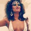 Longe da Sapucaí há três anos, Luiza Brunet relembrou o Carnaval de 1983 em foto no Instagram: 'Primeiro desfile no carro da Beija Flor', recordou ela, no dia 12 de fevereiro de 2015