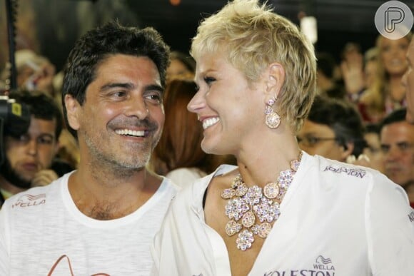 Xuxa está namorando Junno Andrade, que puxará os parabéns na comemoração