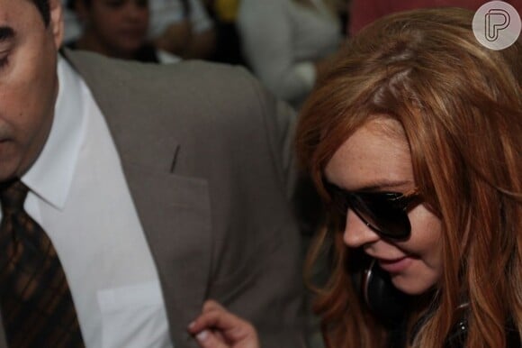 Lindsay Lohan passou pelo Brasil recentemente, causando alvoroço no aeroporto de São Paulo