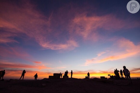 Samara Felippo gravou 'Os Dez Mandamentos' no Deserto do Atacama e elegeu a Piedra del Coyote como seu lugar favorito: 'Pôr-do-sol incrível'