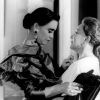 Nicette Bruno e Regina Duarte em cena de 'Rainha da Sucata'. As atrizes viveram mãe e filha na novela de Silvio de Abreu, estreada há 25 anos