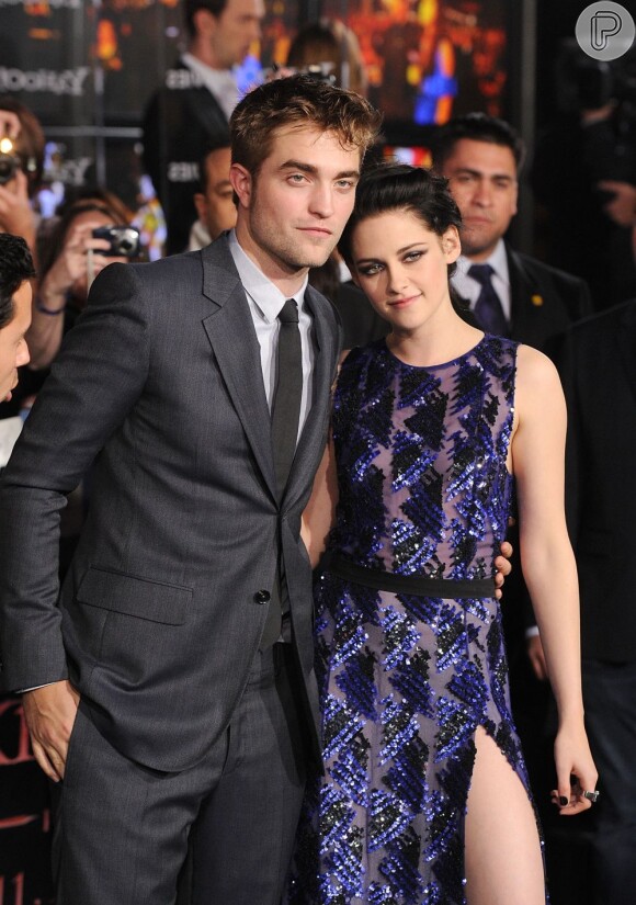 Robert Pattinson e Kristen Stewart se conheceram em 2008 quando atuaram juntos no filme 'Crepúsculo'. Foi neste longa, inclusive, que os dois chegaram no auge do estrelato