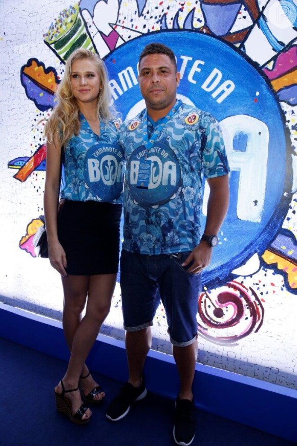 Ronaldo e Celina Locks também estiveram juntos no Carnaval do Rio em 2015