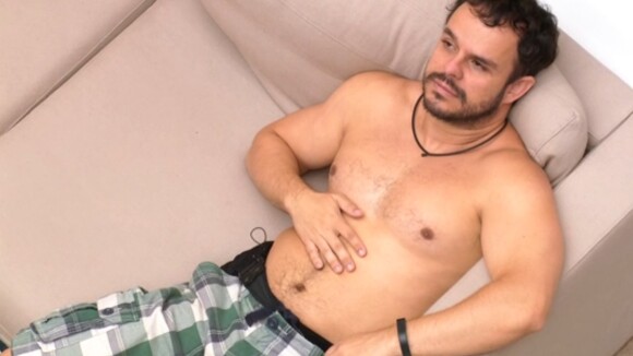 Adrilles Jorge, do 'BBB15', vai posar para ensaio sensual no 'Paparazzo'